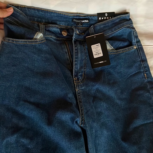 FASHIONNOVA sweet love straight leg jeans size 9 - Picture 2 of 2